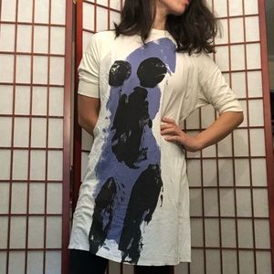 Long abstract body tee by Acne Jeans